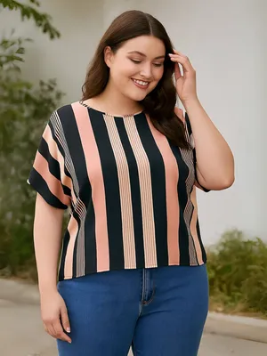 Blusa rayada con abertura trasera