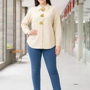 Blusa Heerelys Beige