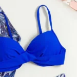 Bañador bikini push up con estampado tropical con kimono