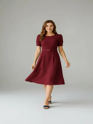 vestido con cinturon rojo